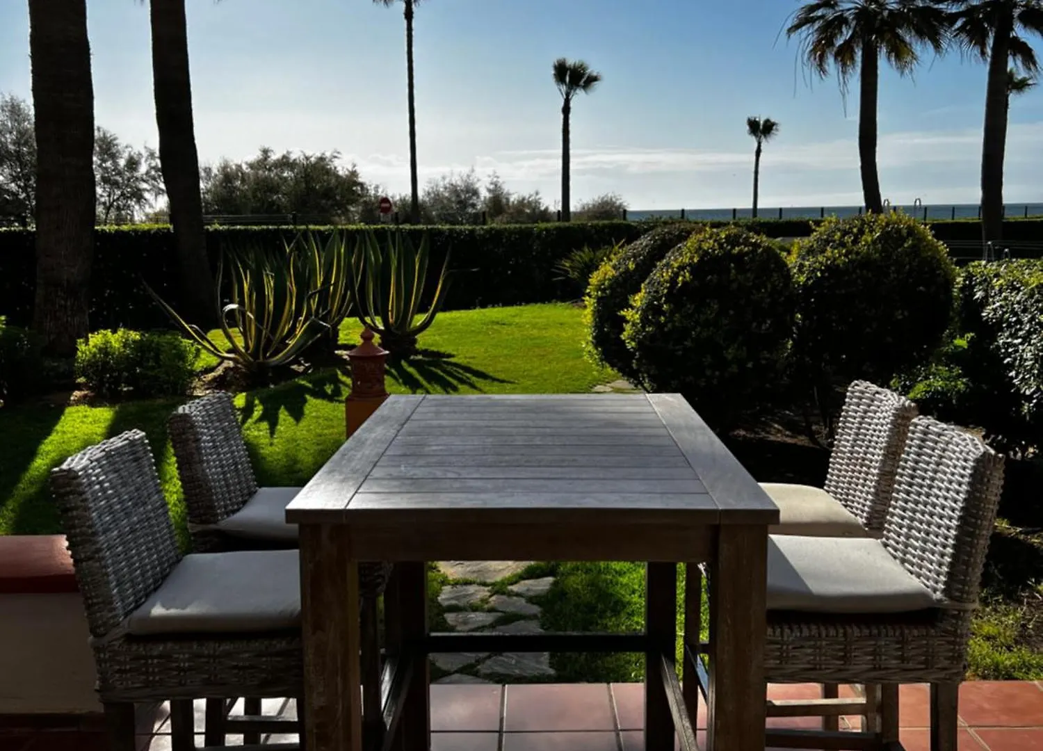 Beachside Ground Floor La Perla De La Bahia, Bahia De Casares アパート