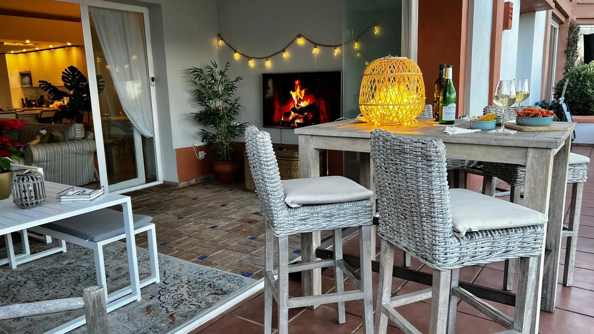 Beachside Ground Floor La Perla De La Bahia, Bahia De Casares